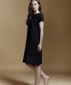 BunaStudio Black Drop Shoulder Dress