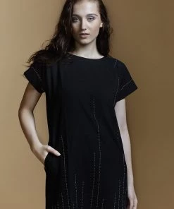 BunaStudio Black Drop Shoulder Dress