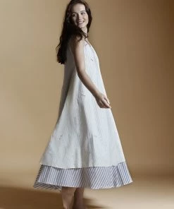 BunaStudio Trapeze Bias Botanical Maxi Maxi Dresses