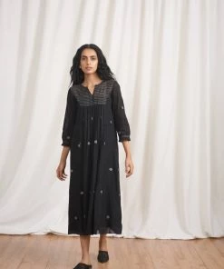 BunaStudio Night Jasmine Gathered Dress